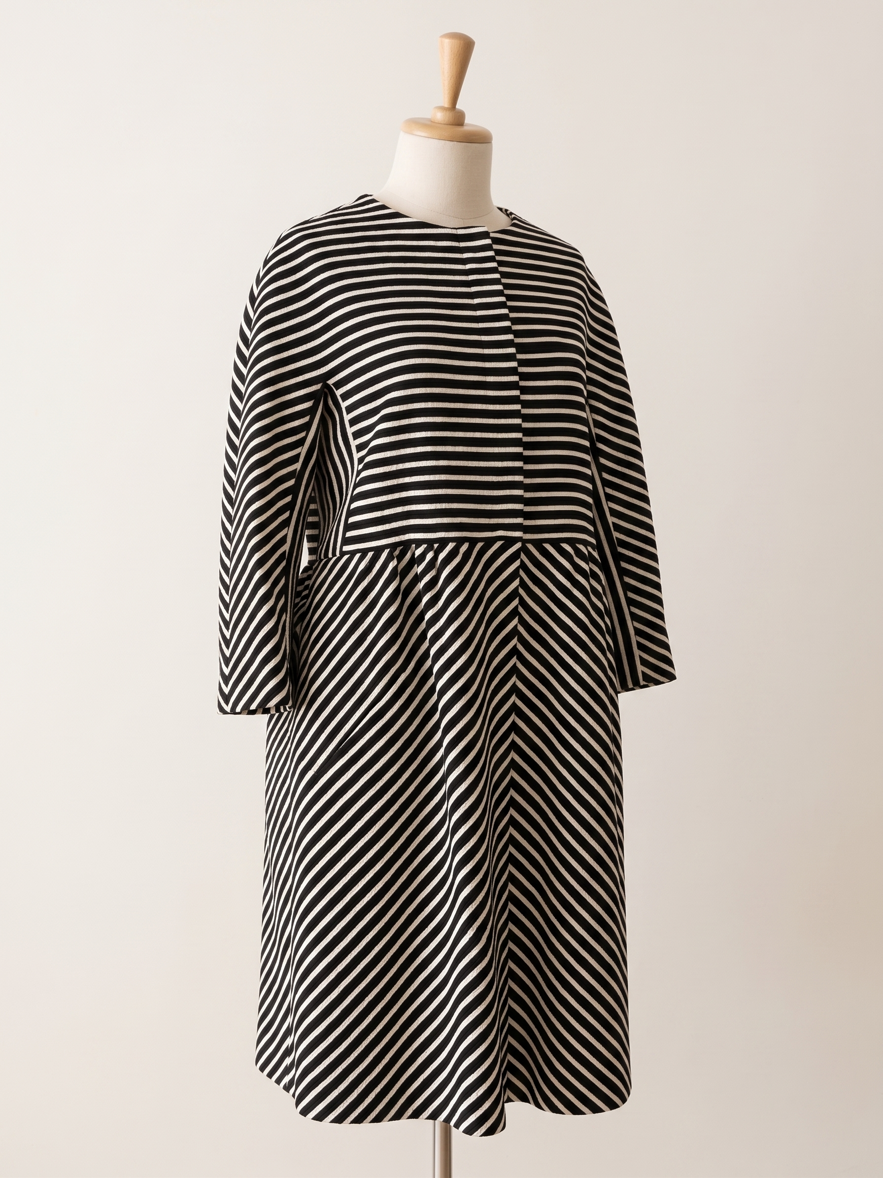 Cappotto Righe Contrasto